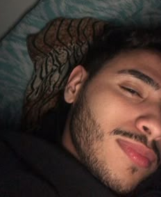 <em>Enrique Arturo M.</em>